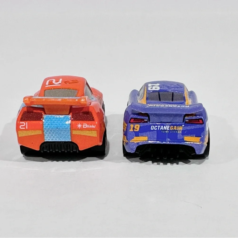 Disney Cars 3 Die-cast Mini Racers Next Gen Racers Set Carlow,Swervez,Laney